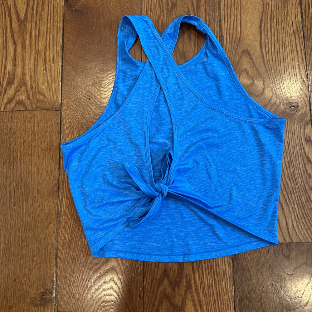 Fabletics Bea Tank - Picture 4 of 7